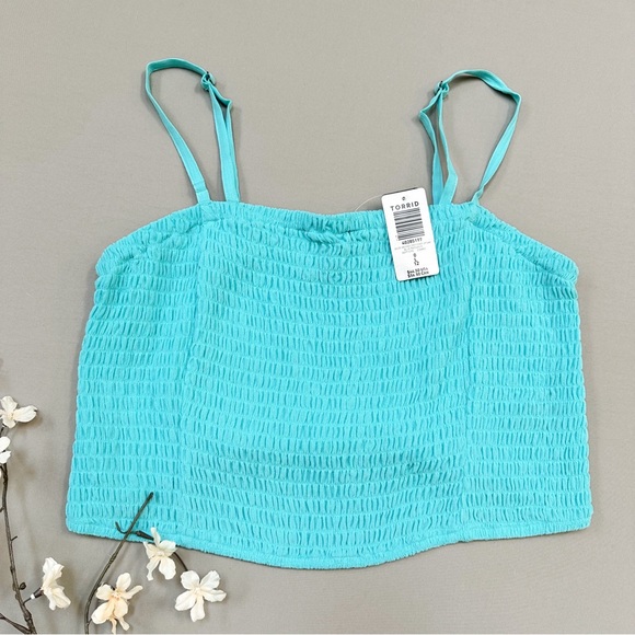 NWOT! TORRID blue smocked crop top, 0X, L, 12. - Picture 6 of 9